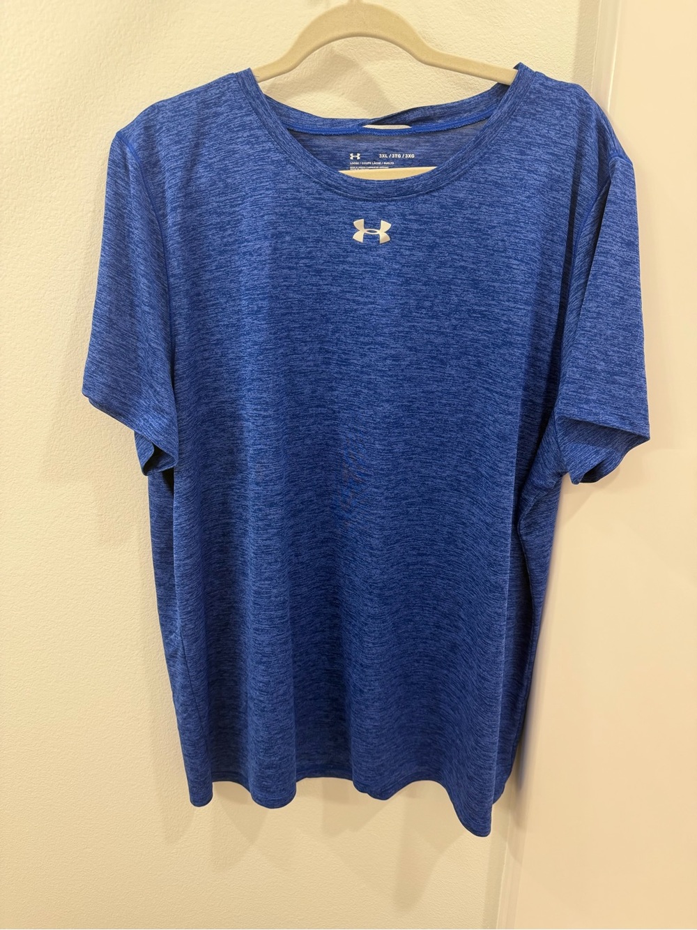 Under Armour women’s Blue Tech Short Sleeve Shirt